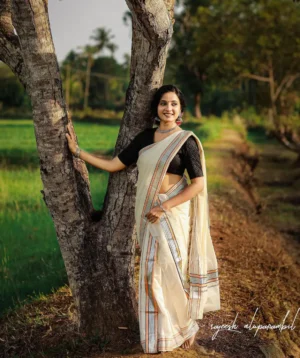 Silver Colour Fancy Set Mundu